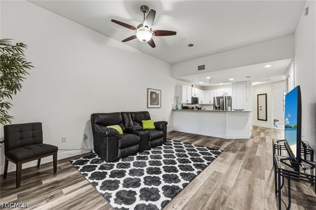 13651 Julias WAY 1422, Fort Myers, FL 33919