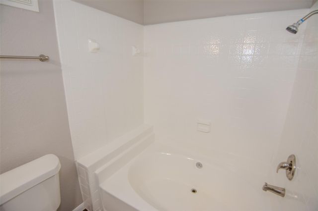16800 Sugar Pine Drive D25, Houston, TX 77090