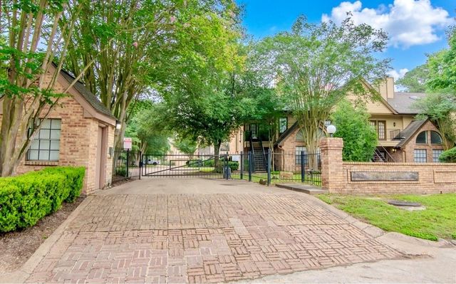 16800 Sugar Pine Drive D25, Houston, TX 77090
