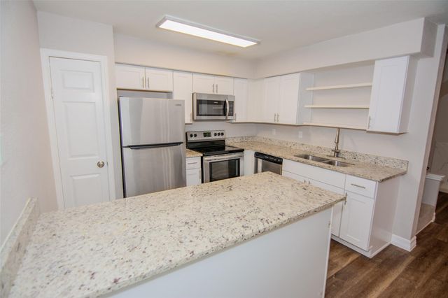 16800 Sugar Pine Drive D25, Houston, TX 77090
