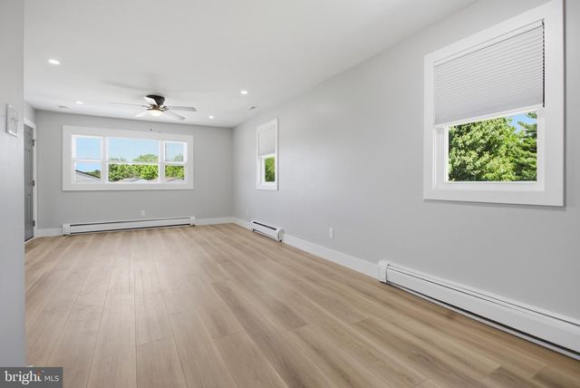 63 ASTON CT, Aston, PA 19014