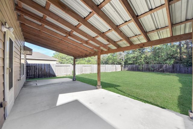 9967 Sterling Place Drive, Conroe, TX 77303