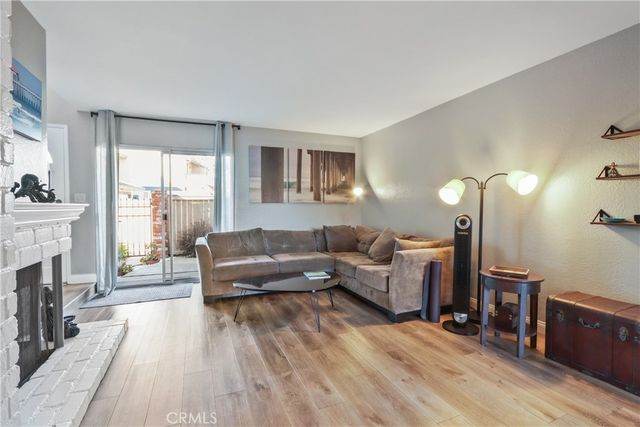 16611 Sell 24, Huntington Beach, CA 92649