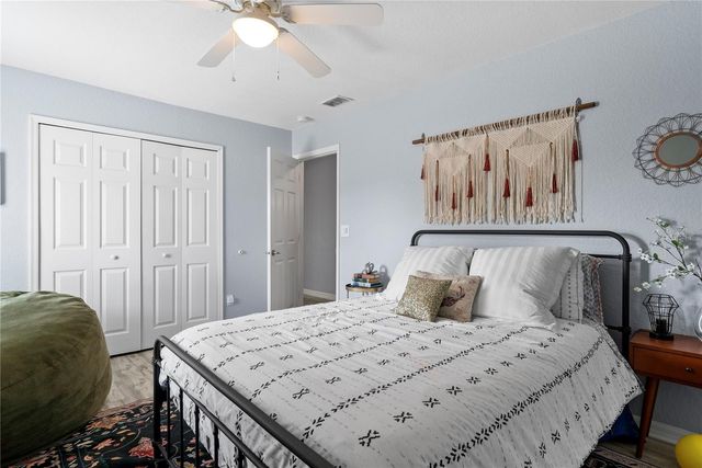 2264 STONE CROSS CIRCLE, Orlando, FL 32828