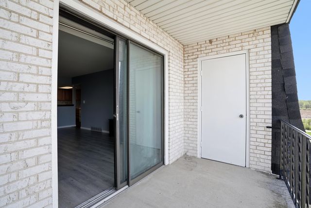2371 Deerpath Drive 305, Schererville, IN 46375