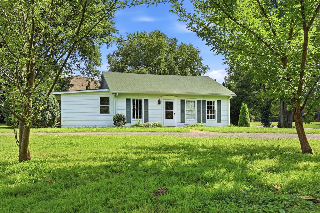 2037 Woodchase Close NE, Cleveland, TN 37311