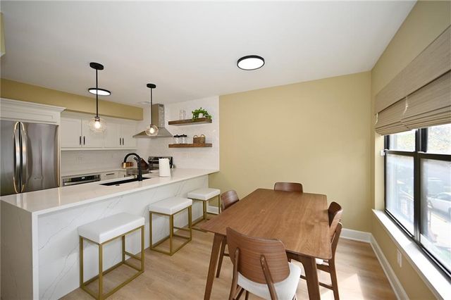 441 W 10th Street, Kansas City, MO 64105