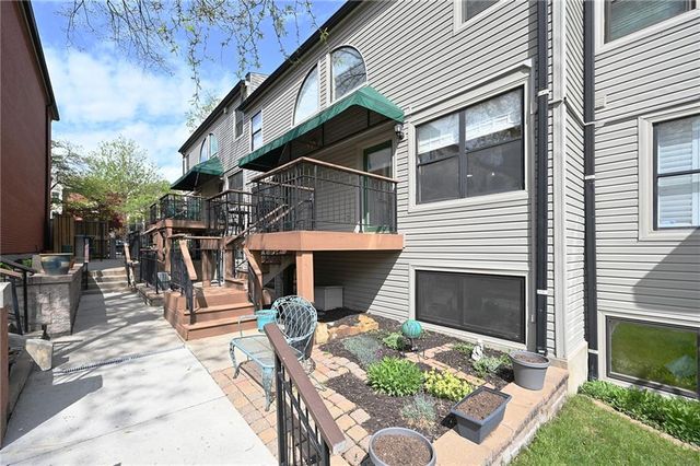 441 W 10th Street, Kansas City, MO 64105