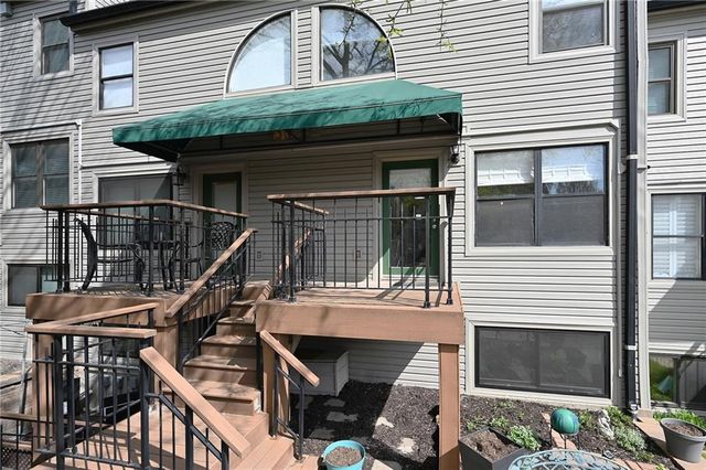 441 W 10th Street, Kansas City, MO 64105