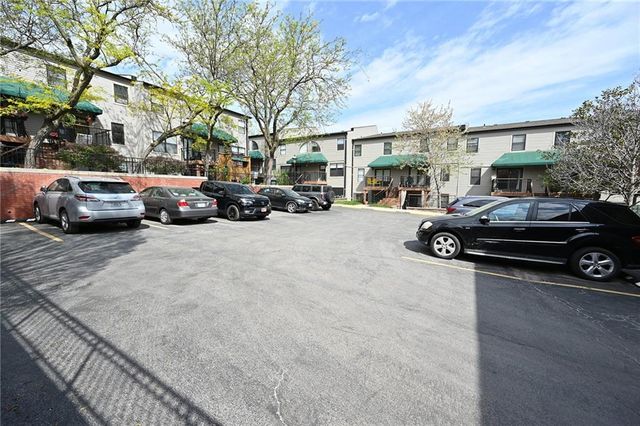 441 W 10th Street, Kansas City, MO 64105