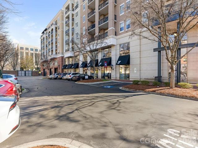 4625 Piedmont Row Drive 615, Charlotte, NC 28210