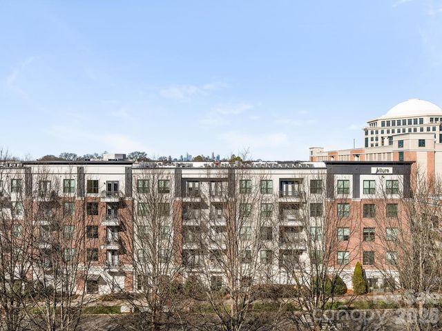 4625 Piedmont Row Drive 615, Charlotte, NC 28210