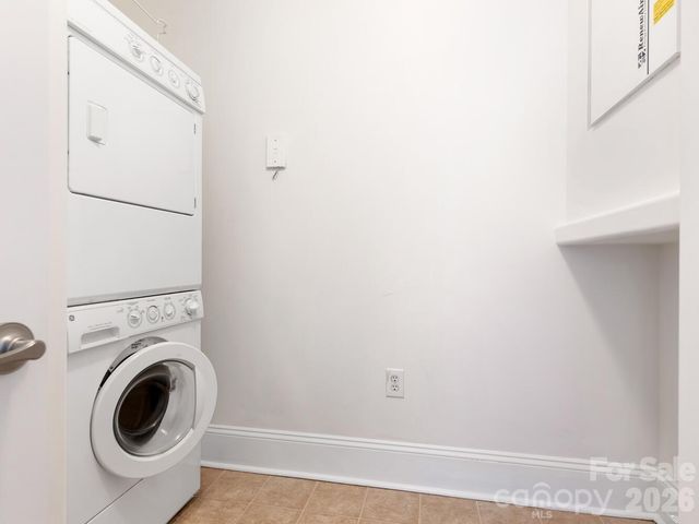 4625 Piedmont Row Drive 615, Charlotte, NC 28210