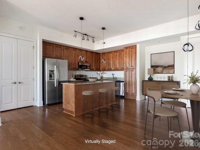 4625 Piedmont Row Drive 615, Charlotte, NC 28210
