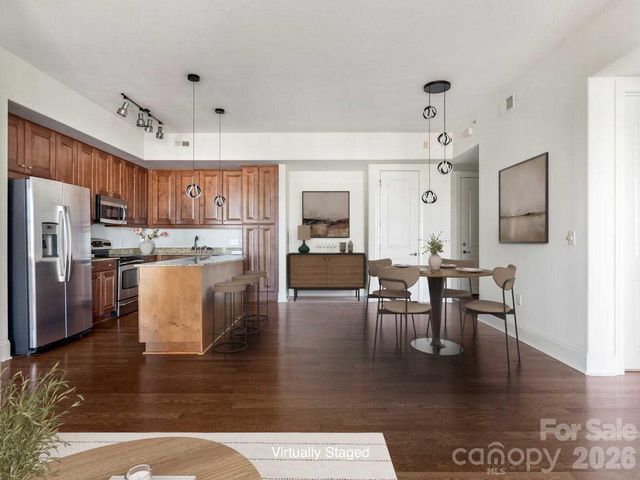 4625 Piedmont Row Drive 615, Charlotte, NC 28210