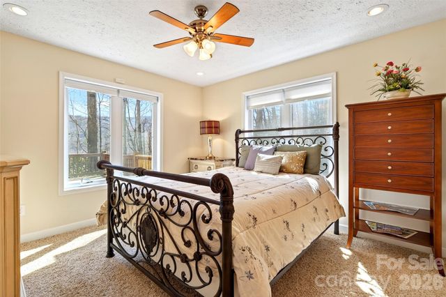 741 Blue Ridge Drive N, Marion, NC 28752