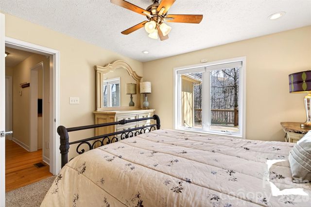 741 Blue Ridge Drive N, Marion, NC 28752