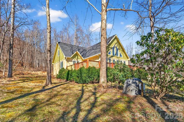 741 Blue Ridge Drive N, Marion, NC 28752