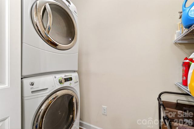 741 Blue Ridge Drive N, Marion, NC 28752