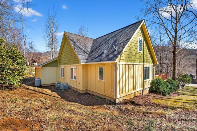 741 Blue Ridge Drive N, Marion, NC 28752