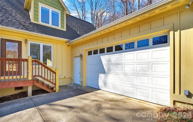 741 Blue Ridge Drive N, Marion, NC 28752