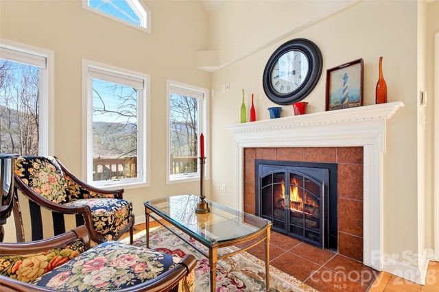 741 Blue Ridge Drive N, Marion, NC 28752