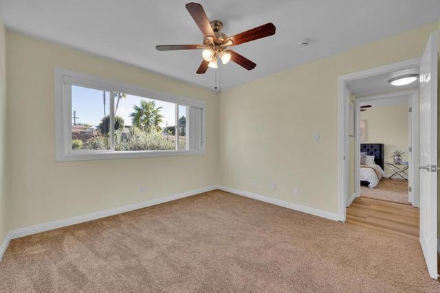 5511 Adelaide Avenue 27, San Diego, CA 92115