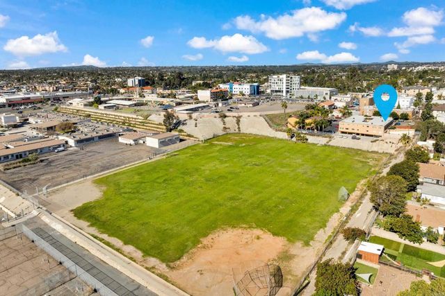 5511 Adelaide Avenue 27, San Diego, CA 92115