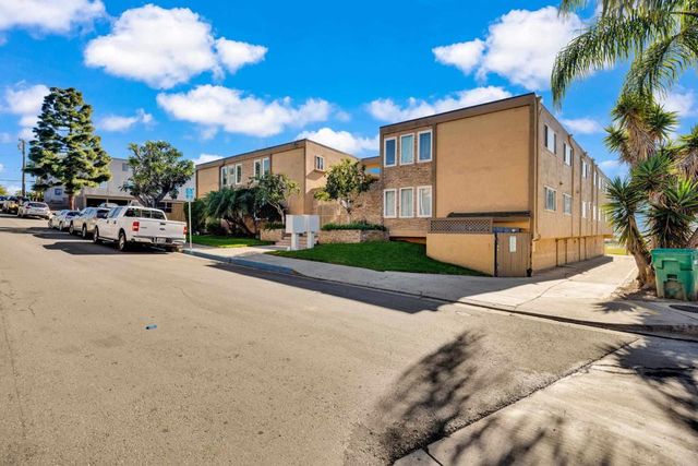 5511 Adelaide Avenue 27, San Diego, CA 92115