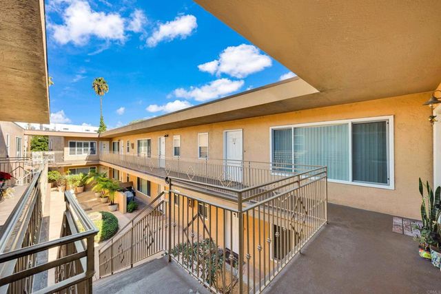 5511 Adelaide Avenue 27, San Diego, CA 92115