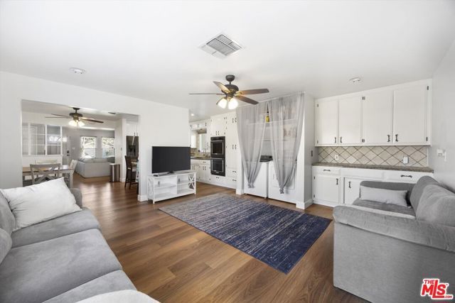 2121 Westhaven Avenue, Bakersfield, CA 93304