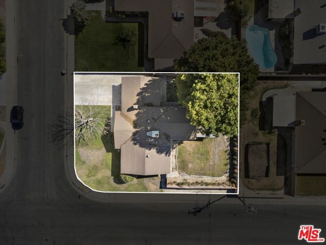 2121 Westhaven Avenue, Bakersfield, CA 93304