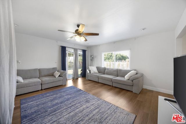 2121 Westhaven Avenue, Bakersfield, CA 93304