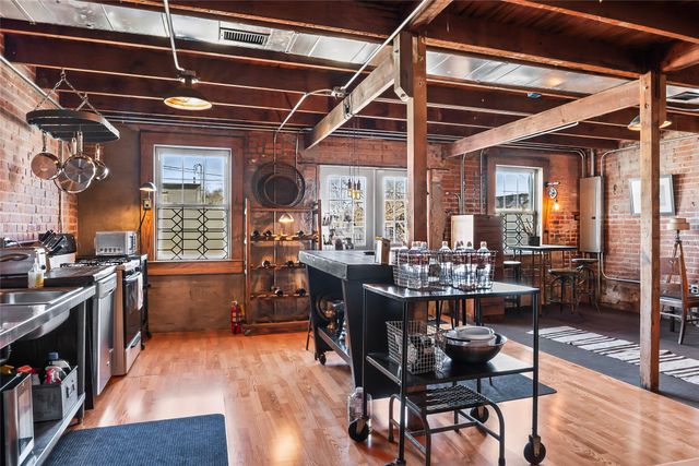 118 W Grand Street 1A, Whitewright, TX 75491