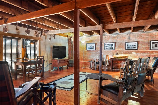 118 W Grand Street 1A, Whitewright, TX 75491