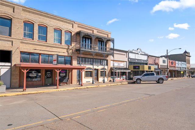 118 W Grand Street 1A, Whitewright, TX 75491