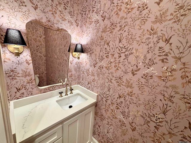 13201 Magnolia Square Dr, Central, LA 70818