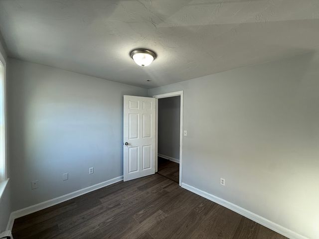 30 Sanger St 1, Framingham, MA 01702