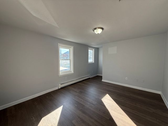 30 Sanger St 1, Framingham, MA 01702