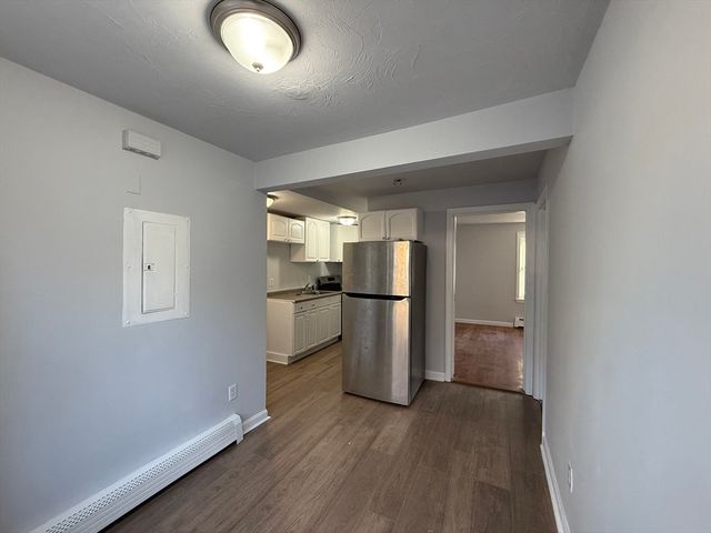 30 Sanger St 1, Framingham, MA 01702