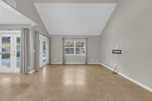 22577 Blue Fin Trail, Boca Raton, FL 33428