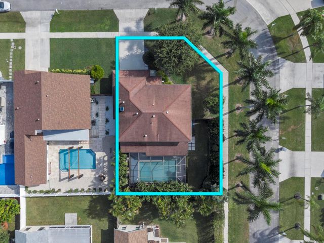 22577 Blue Fin Trail, Boca Raton, FL 33428