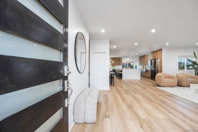 4593 Coronado Ave, San Diego, CA 92107