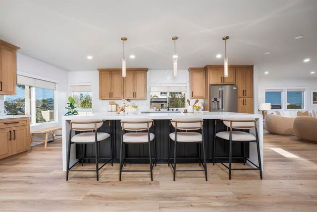 4593 Coronado Ave, San Diego, CA 92107