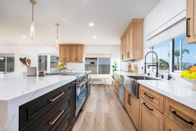 4593 Coronado Ave, San Diego, CA 92107