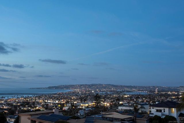 4593 Coronado Ave, San Diego, CA 92107