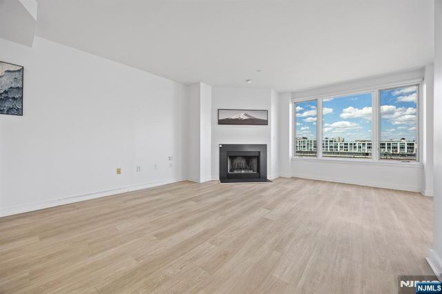 600 Harbor Boulevard 955, Weehawken, NJ 07086