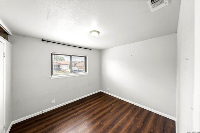 5803 WOODHOLLOW, San Antonio, TX 78218