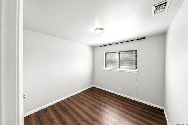 5803 WOODHOLLOW, San Antonio, TX 78218