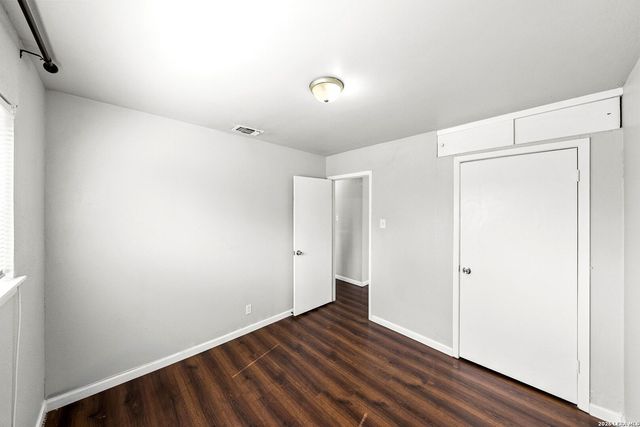 5803 WOODHOLLOW, San Antonio, TX 78218